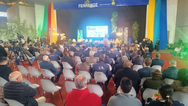 Abertura oficial da 25 Fenarroz acontece neste momento com grande presena de pblico e autoridades