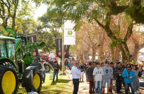 22 FENARROZ j possui 80% da rea externa comercializada 