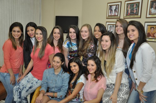 Fenarroz faz primeiro encontro com as candidatas a Rainha