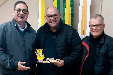 22 homenageia secretrios de meio ambiente e de obras de Cachoeira 