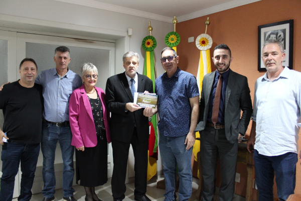 Executiva da Fenarroz convida Prefeito Jos Otvio Germano para abertura da Feira
