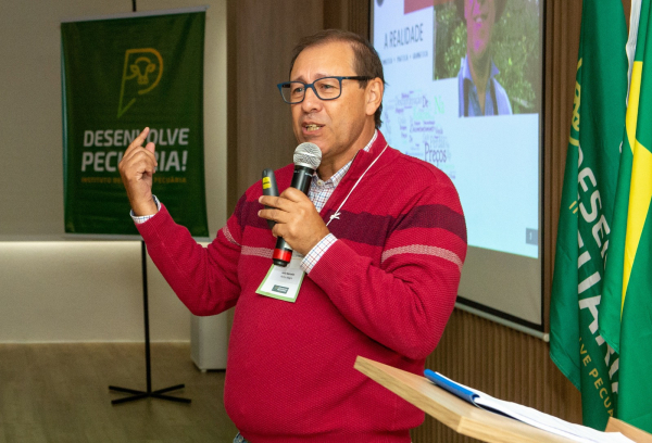 Cenrios e tendncias da pecuria pautam debate durante a Fenarroz